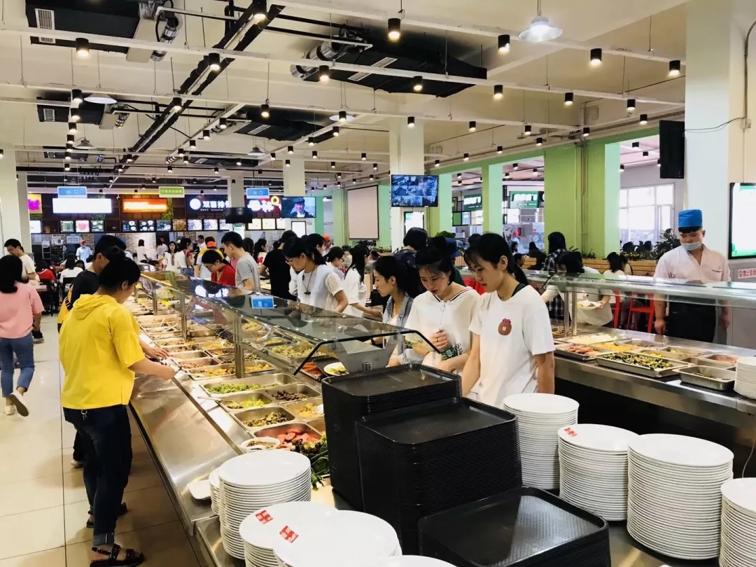 大学食堂6